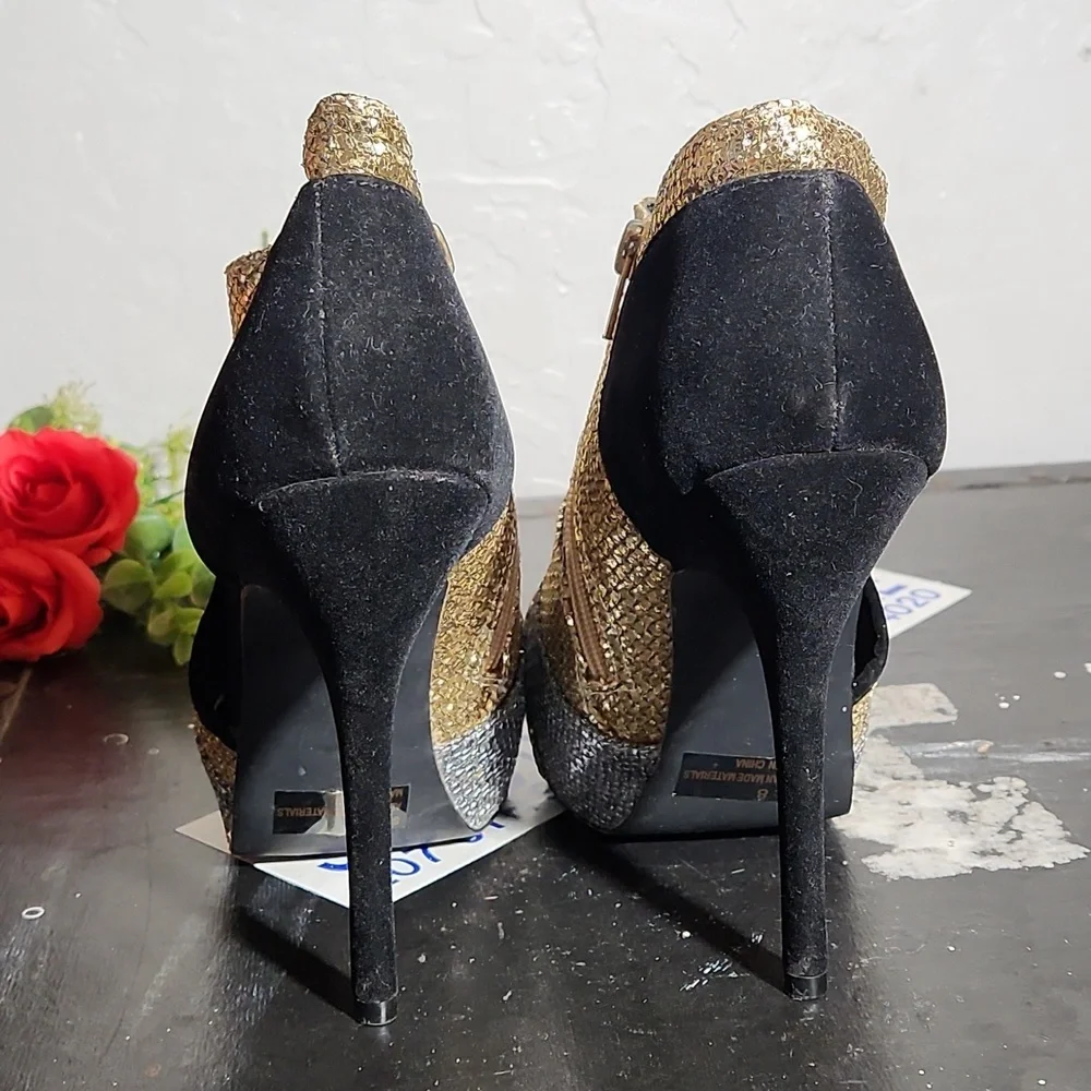 Gold Silver BlackFaux Suede Stiletto Zippered Heel 8